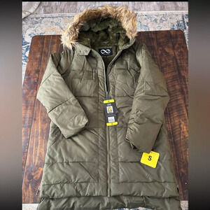 Women’s winter coat NWT